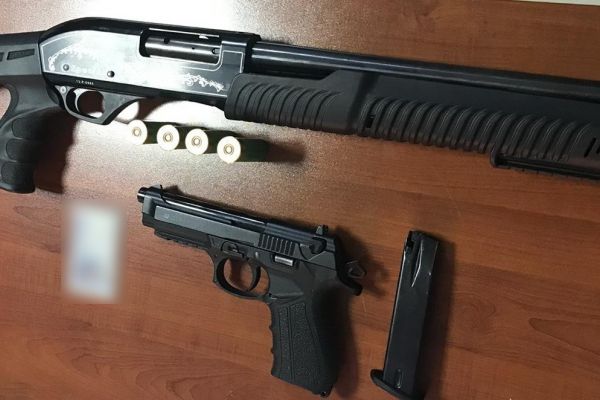 Asayiş uygulamasında 10 tüfek ve tabanca ele geçirildi