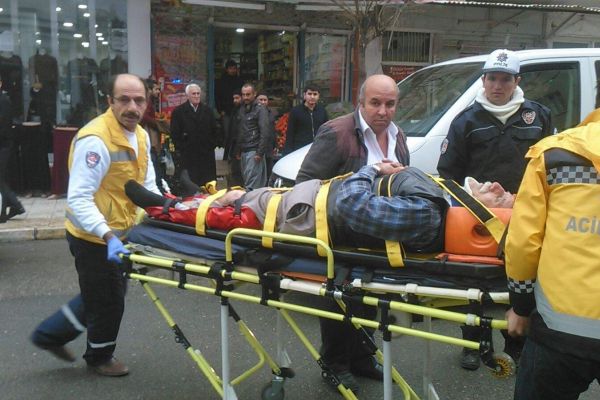 Askeri Araçla Motosikletle Çarpıştı: 1 Yaralı