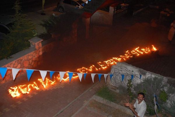 ATEŞLİ TEKLİF GÖRENLERİ ŞOKE ETTİ..!