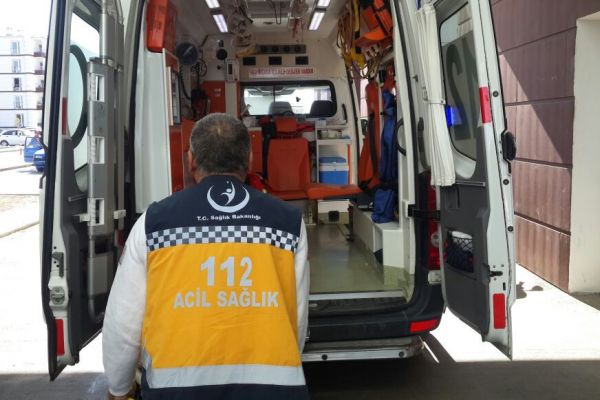 Attan düşen kadın ağır yaralandı