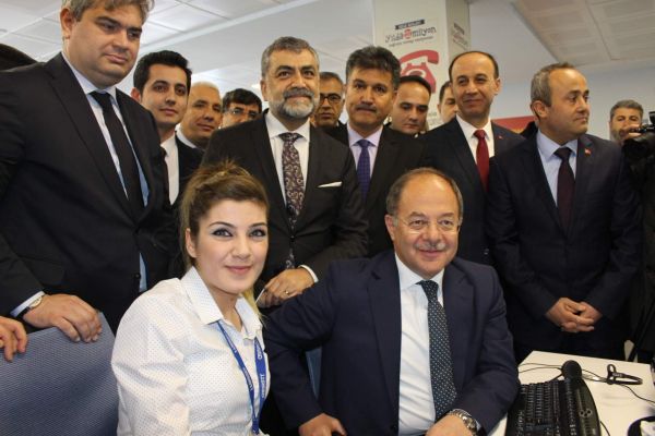 Bakan Akdağ çağrı yanıtladı