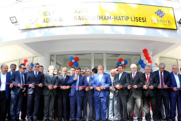 Bakan Güllüce, Adıyaman’da Okul Açılışı Yaptı 