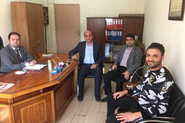 Başkan Deniz’den Mimar Sinan Orta Okuluna ziyaret