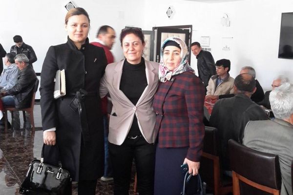 Başkan Filiz Ünlü, Güven Tazeledi