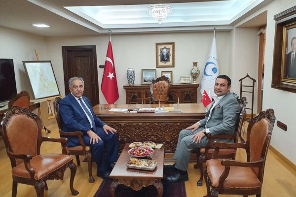 Başkan Yıldırım, Rektör Turgut ile bir araya geldi