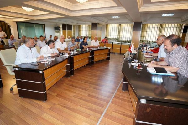Belediye yönetimi ve muhtarlar istişare toplantısında buluştu