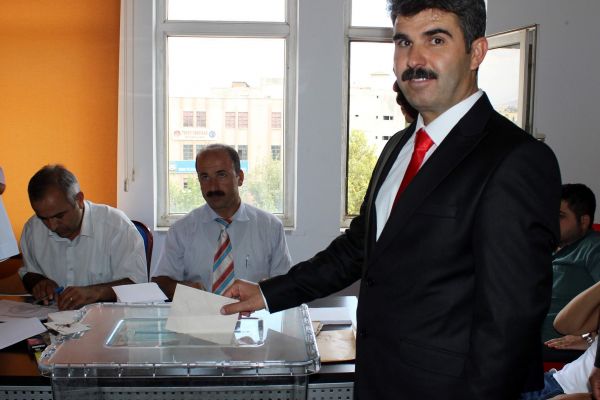 Berberler Ve Otelciler Esnaf Odası Yeni Başkanını Seçti