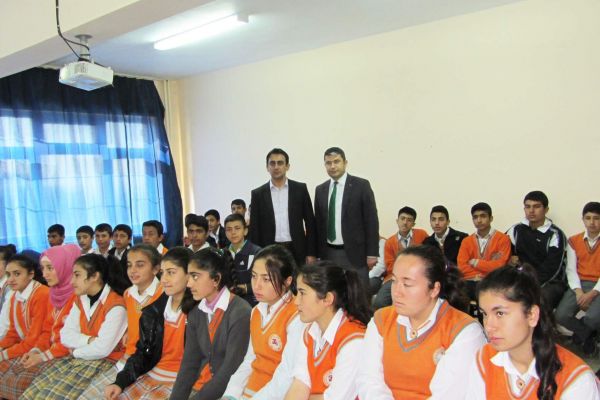 BESNİ’DE TEOG ÖĞRENCİLERİNE SEMİNER 