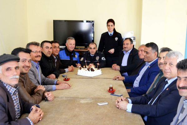 BESNİ’DE, TOPLUM DESTEKLİ POLİSLİK VE MUHTARLAR EL ELE