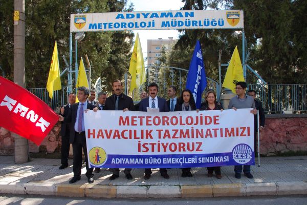 BES’TEN, METEOROLOJİ İL MÜDÜRLÜĞÜ ÖNÜNDE BASIN AÇIKLAMASI