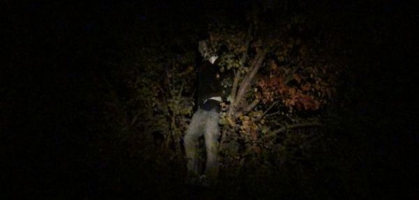 ÇATIDAKİ VİTRİN MANKENİ ORTALIĞI BİRBİRİNE KATTI