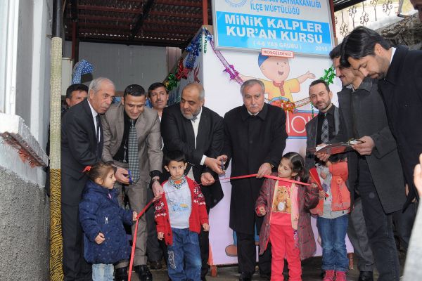 ÇELİKHAN’DA MİNİK KALPLER KURAN KURSU AÇILDI