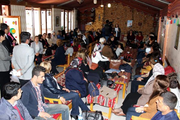 CHP KADIN KOLLARI İSTİŞARE TOPLANTISI DÜZENLEDİ