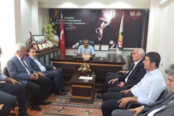 CHP Milletvekilleri Gazeteciler Cemiyeti'ni Ziyaret Etti