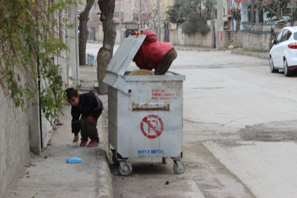 ÇÖPTE İÇLER ACISI MANZARA
