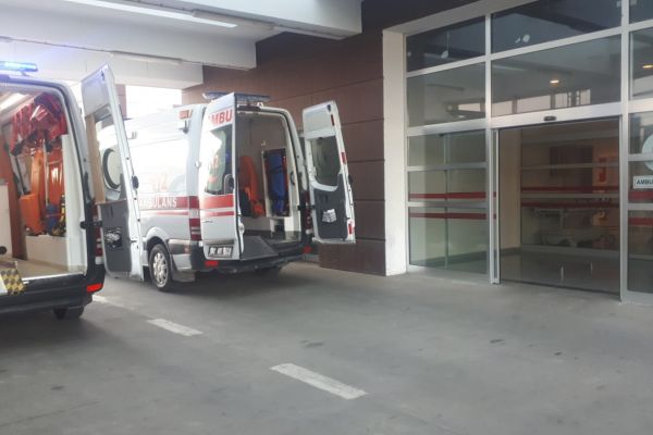 Çukura giren motosiklet devrildi: 1 Yaralı