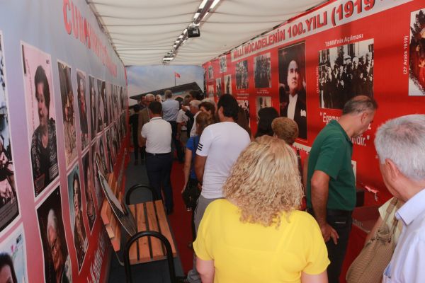 Cumhuriyet tırı Adıyaman’da