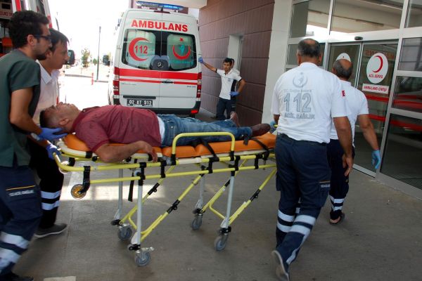 Darp edilen şahıs yaralandı