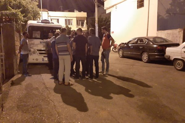 Düğün sonrası yumruklar konuştu 