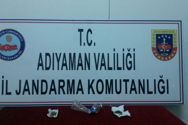 Durumundan şüphelenilen şahsın üzerinden uyuşturucu çıktı