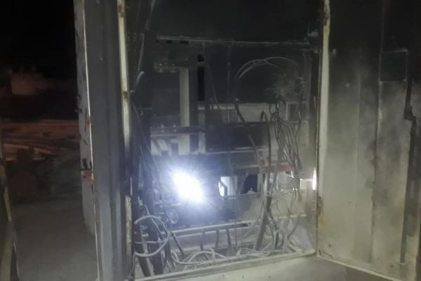 Elektrik trafosu patladı