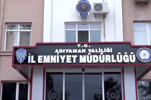 Emniyet Müdürlüğünde 21 kişi terfi etti