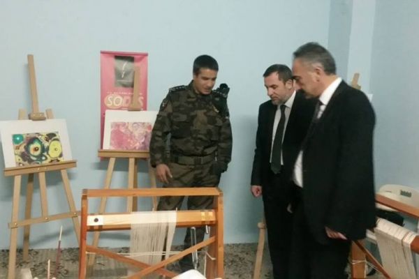 Emniyet Müdürü Alper madde bağımlıları merkezini inceledi