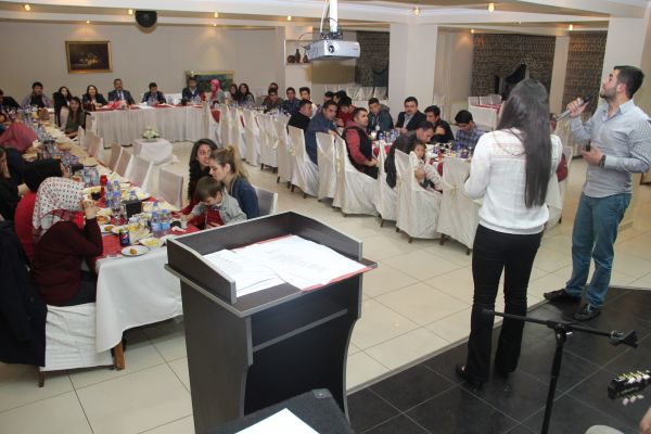 Emniyetten Öğrencilere Moral Yemeği