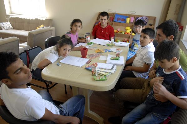 Engelsiz Yaşam Merkezi İle Hayata Tutunuyorlar