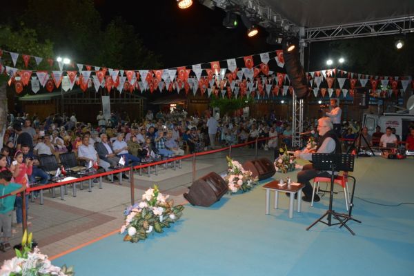 Esat Kabaklı Adıyamanlı Hayranlarıyla Buluştu