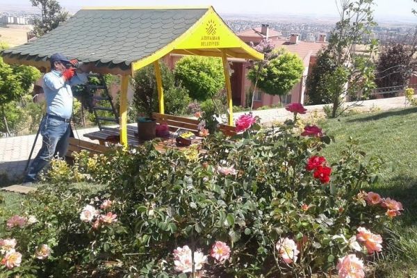 Esentepe TOKİ Parkına malzeme montajı yapıldı