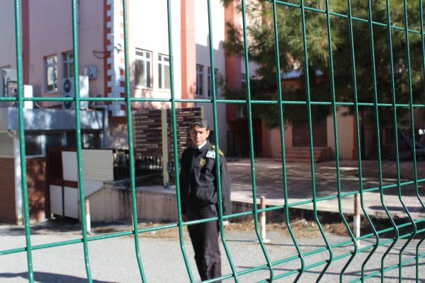 Eski hastane binasında güvenlik önlemi arttırıldı