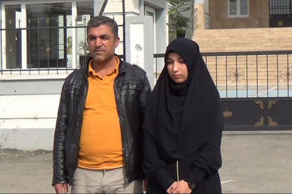 Ferace giyen öğrencinin okula alınmadığı iddiası