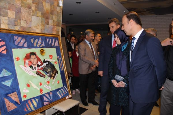 FETÖ o eski okulunda “Benim adım 15 Temmuz” resim sergisi