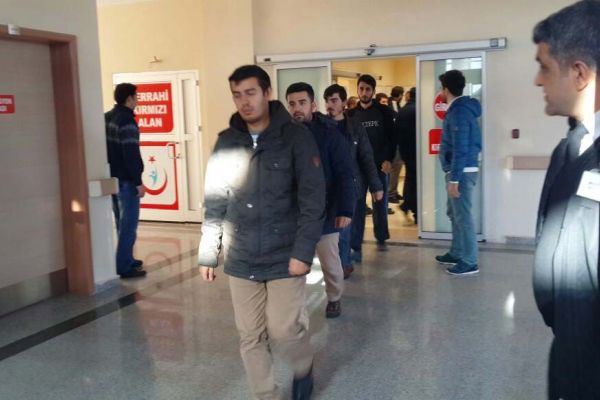 FETÖ soruşturmasında gözaltına alınan askerler adliyeye sevk edildi