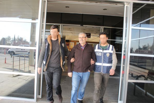 FETÖ’cü kurum müdürlerine operasyon