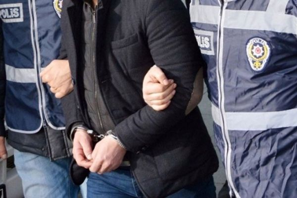 FETÖ’nün muhasebecisi hücre evinde yakalandı