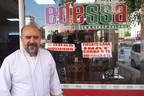 Fırsatçılara inat fiyatları düşürdü