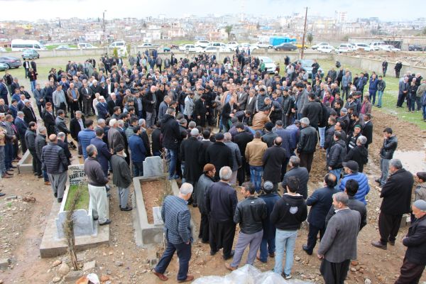 Gazeteci Baki Serhat Kamış son yolculuğuna uğurlandı