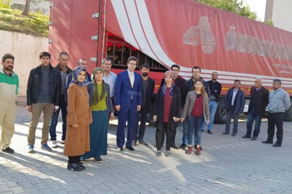 Genç Çiftçi Projesi ile büyükbaş hayvan dağıtıldı