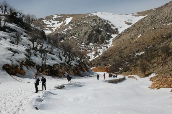Gençler Nemrut Dağı Milli Park alanında doğa yürüyüşü yaptı