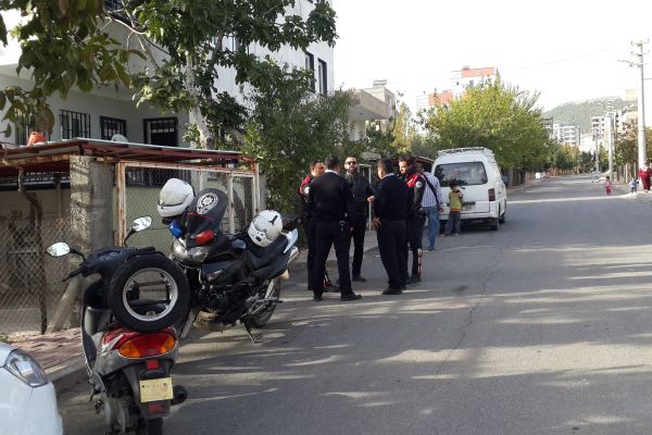 Gördüğü rüyanın etkisinde kaldı polisi alarma geçirdi