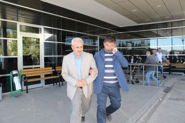  Gözaltına alınan din görevlileri sağlık kontrolünden geçirildi