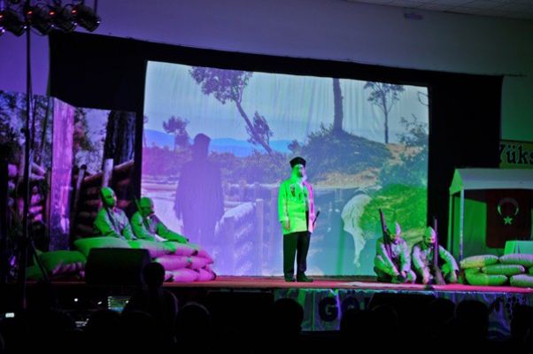 GÖZYAŞI GECELERİ TİYATRO EKİBİ TARAFINDAN“’ZAFERİN GÖZYAŞI’’ SAHNELEDİ