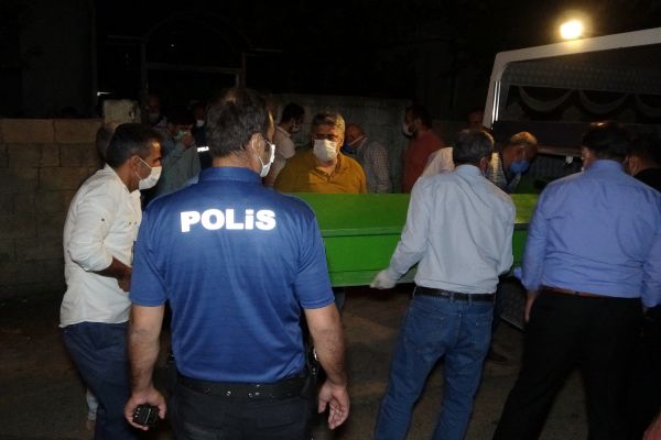 Güvercinlerinin yanında ölü bulundu