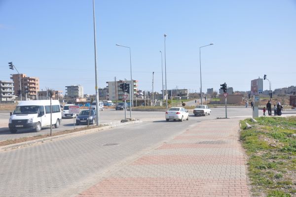 HASTANE KAVŞAĞINDA KAZAYA DAVETİYE ÇIKARILIYOR