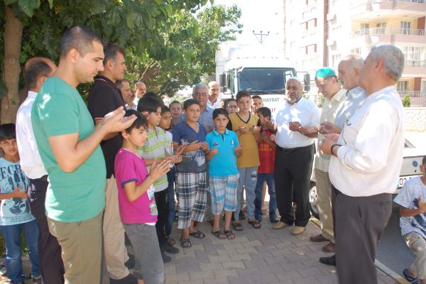 Hayrat İnsani Yardım Derneği’nden, Bayırbucak Türkmenlerine yardım