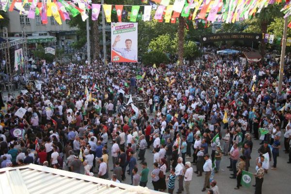 HDP Eş Başkanı Temelli iktidarı ‘tütün’ üzerinden eleştirdi