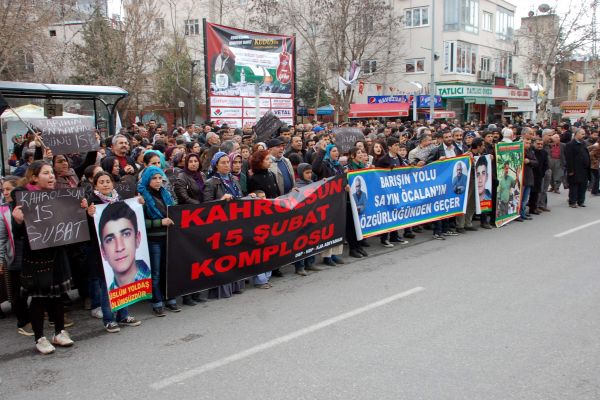 HDP VE DBP’DEN, ÖCALAN’IN YAKALANIŞININ YIL DÖNÜMÜ YÜRÜYÜŞÜ