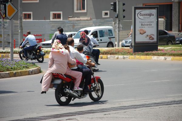 Hem Kendisinin Hem De Ailesinin Canını Hiçe Saydı